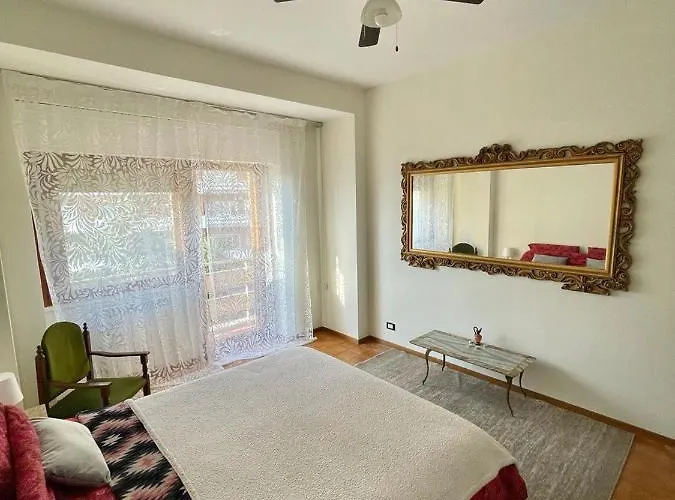 Sunny House 아파트