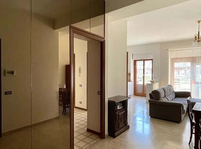 Sunny House 아파트